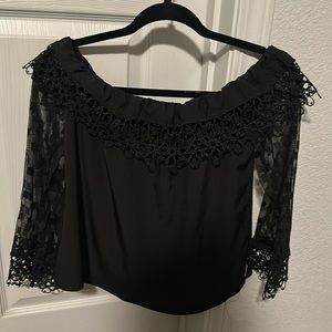 Very comfy light weight long sleeve shirt